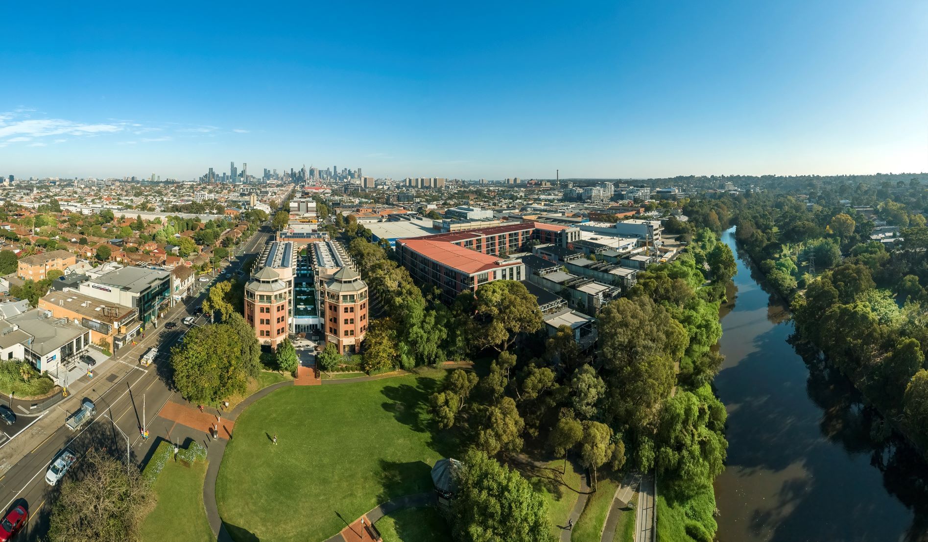 Amora Hotel Riverwalk Melbourne